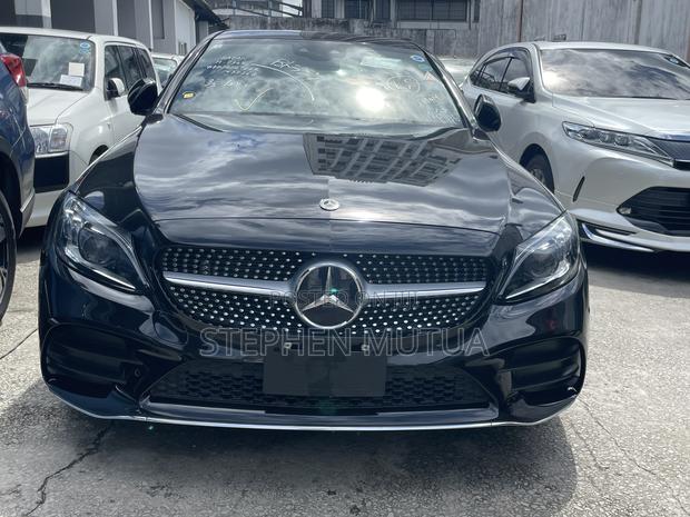 Mercedes-Benz C200 2020 Black