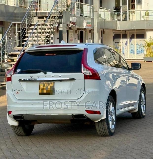 Volvo XC60 2014 White