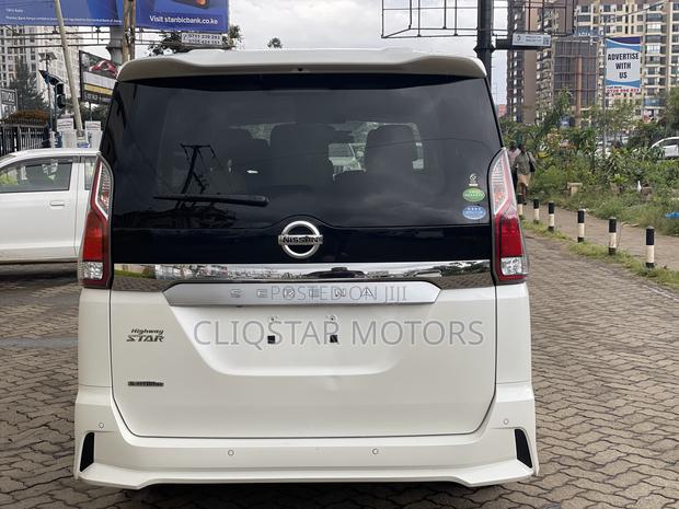 Nissan Serena 2019 White
