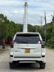 Toyota Land Cruiser Prado 2008 White for sale