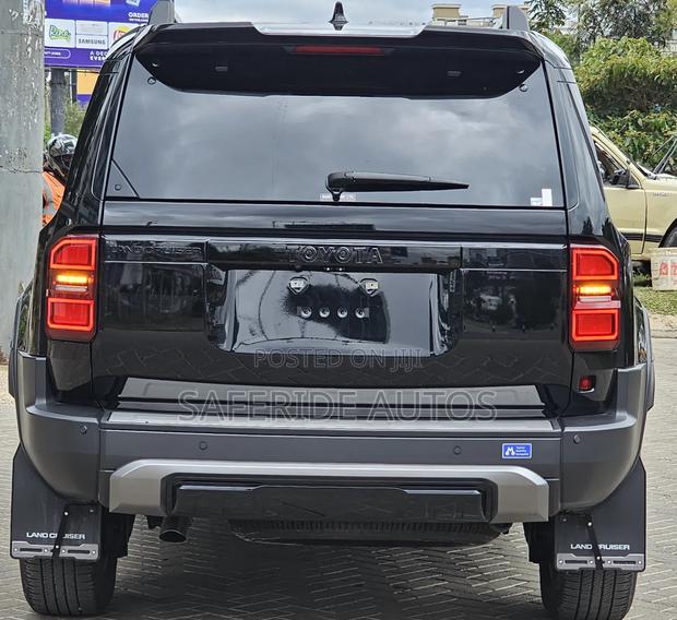 New Toyota Land Cruiser Prado 2024 Black