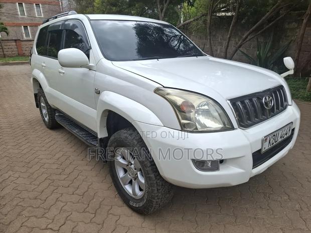 Toyota Land Cruiser Prado 2006 White