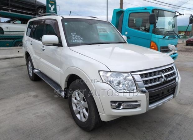 Mitsubishi Pajero 2019 Pearl