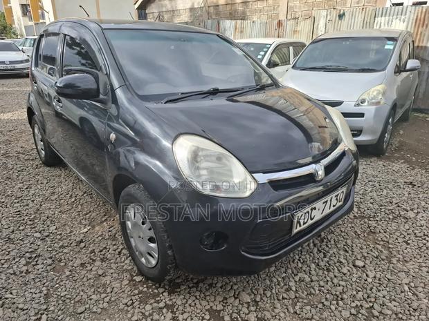 Toyota Passo 2015 Black