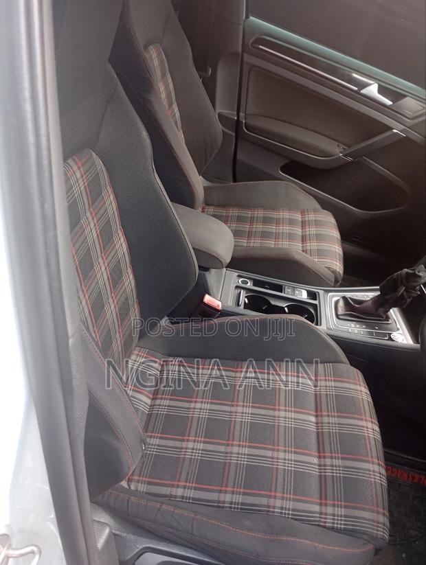 Volkswagen Golf 2015 Purple