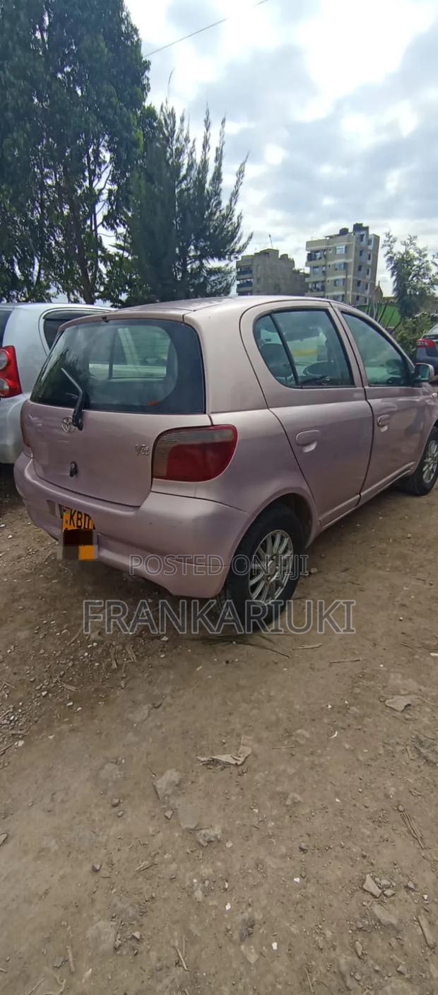 Toyota Vitz 2002 Pink