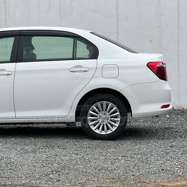 Toyota Axio 2018 White
