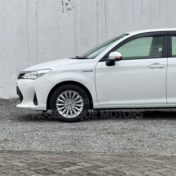 Toyota Axio 2018 White