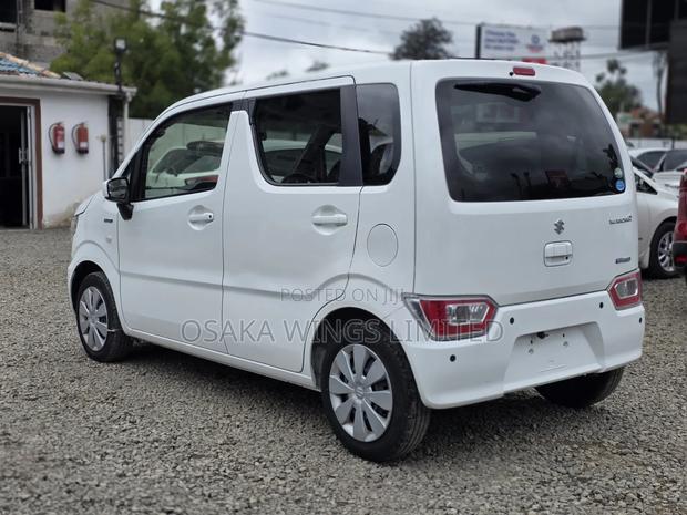Suzuki Wagon R 660 Hybrid FWD 2019
