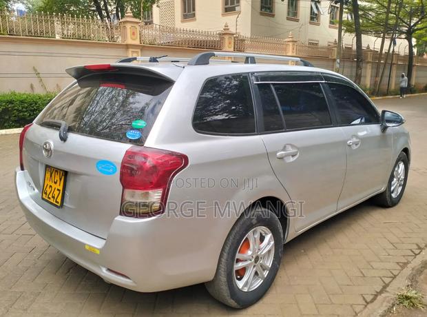 Toyota Corolla Fielder 2013 Silver