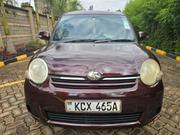 Toyota Sienta 2012 Brown for sale