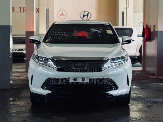 Toyota Harrier 2020 Beige