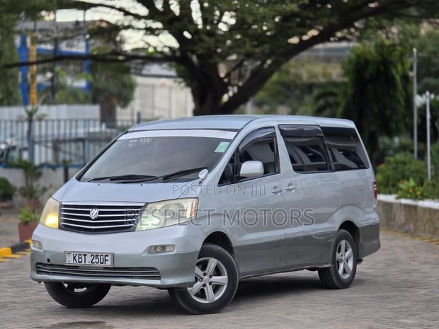 Toyota Alphard 2005 Silver