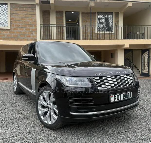 Land Rover Range Rover Vogue 2018 Black
