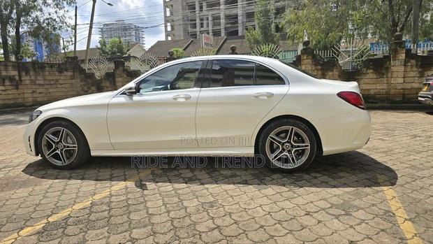 Mercedes-Benz C200 2019 White