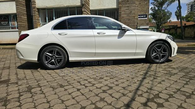 Mercedes-Benz C200 2019 White