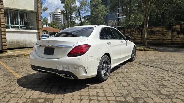 Mercedes-Benz C200 2019 White