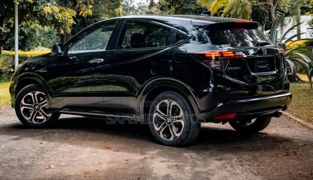 Honda Vezel 2019 Matt Black