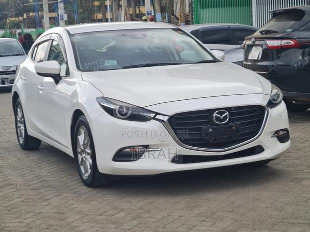 Mazda Axela 2019 White