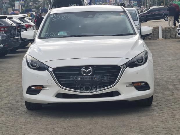 Mazda Axela 2019 White