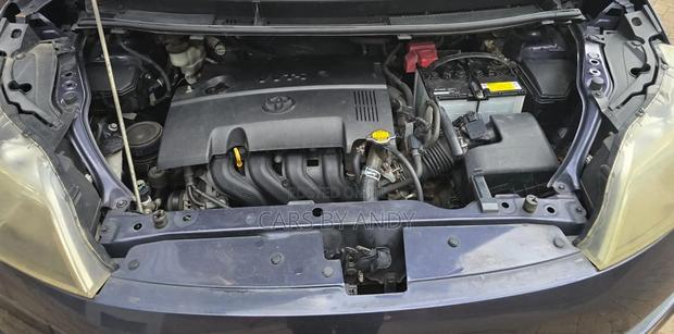 Toyota Spade 1.5 2013 Gray