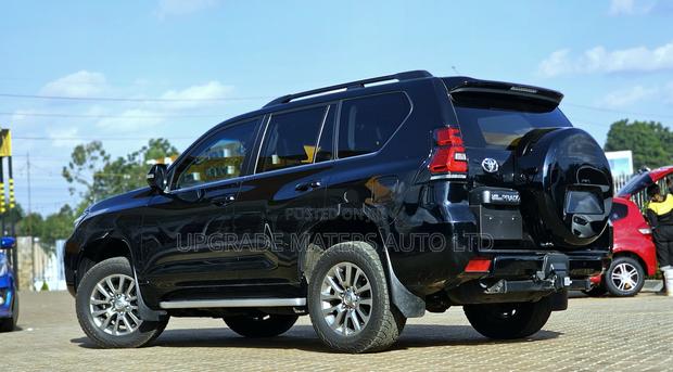 Toyota Land Cruiser Prado 2.8 2020 Black