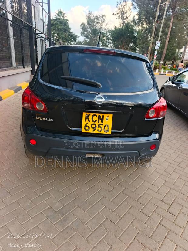 Nissan Dualis 2010 Black
