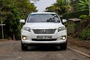 Toyota Vanguard 2013 White for sale