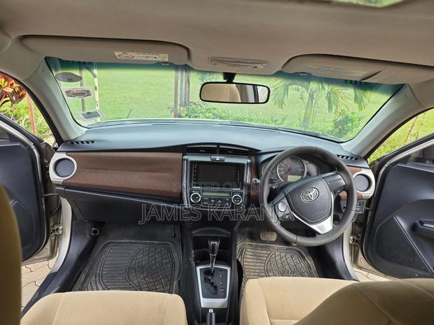 Toyota Axio 2014 Gold