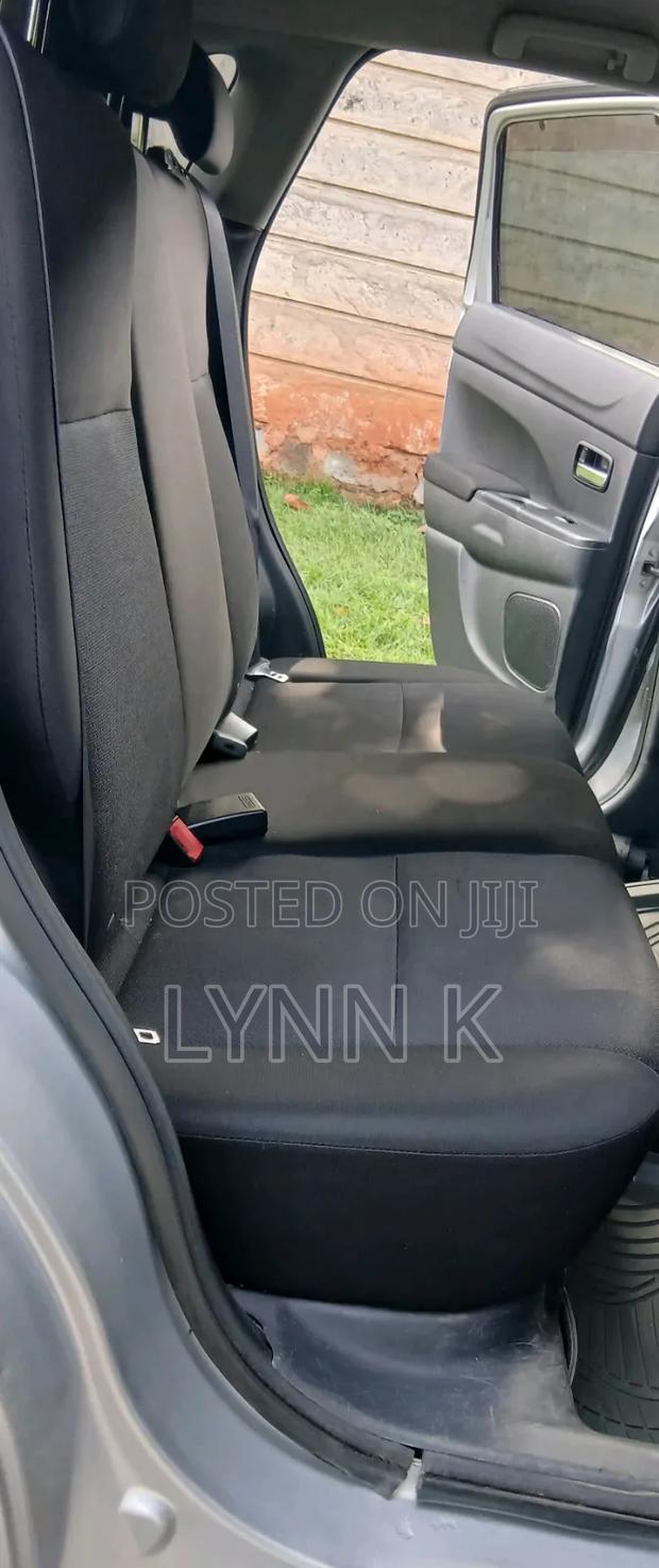 Mitsubishi RVR 2.0 2012 Silver