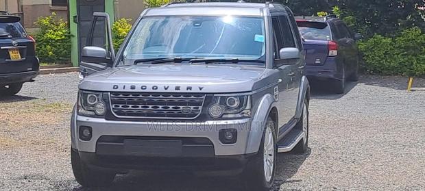 Land Rover Discovery 2012 Gray