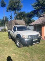 Nissan Hardbody 2016 White for sale