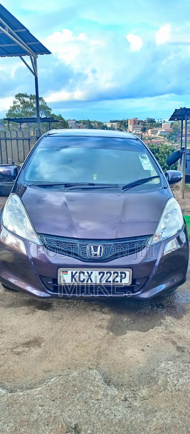 Honda Fit 2012 Maroon