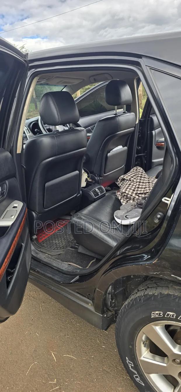 Toyota Harrier 2.4 2010 Black