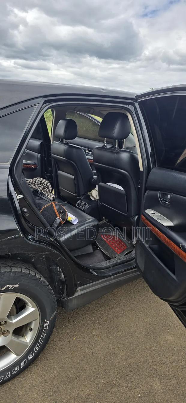 Toyota Harrier 2.4 2010 Black
