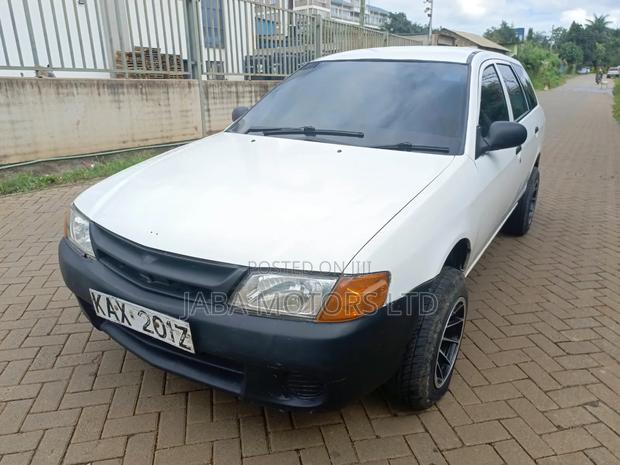 Nissan Advan 1999 White