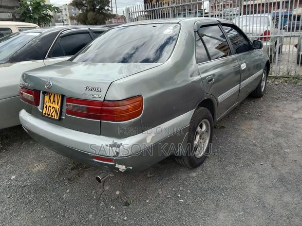Toyota Corolla 1999 Gray