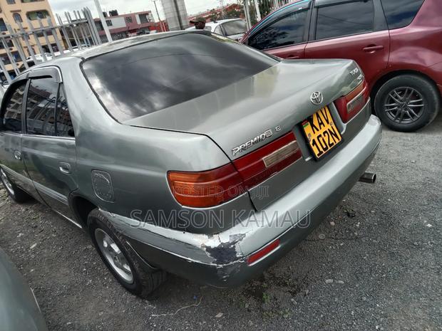 Toyota Corolla 1999 Gray