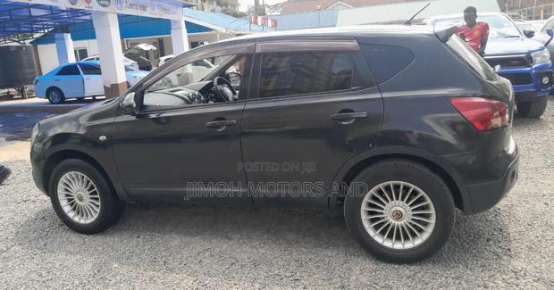Nissan Tiida 2006 Black