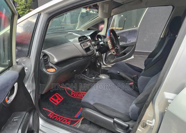 Honda Fit 2008 Silver