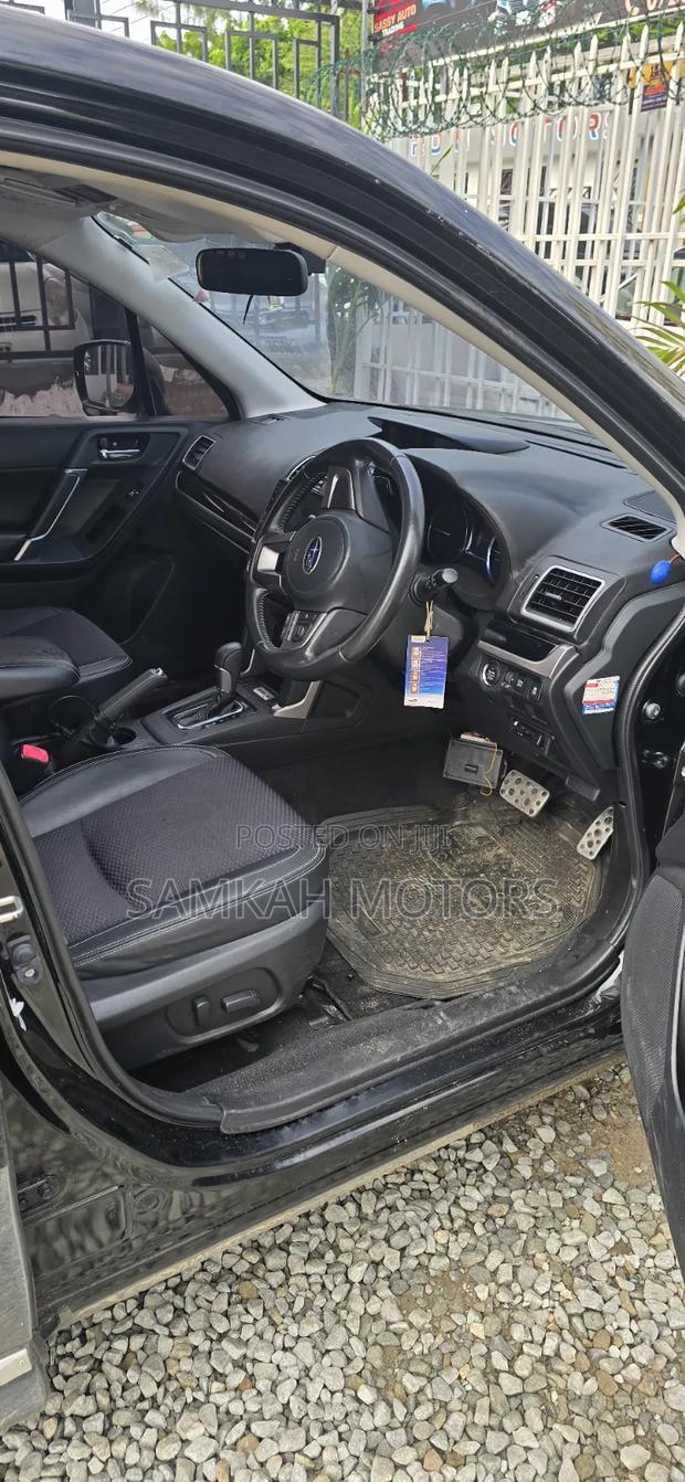Subaru Forester 2018 Black