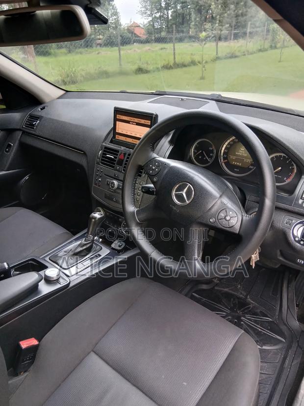 Mercedes-Benz C200 2009 White