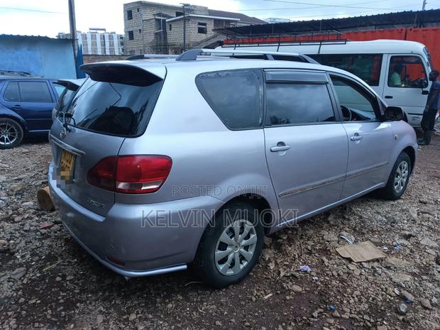 Toyota Ipsum 240i Limited 4WD 2002 Silver