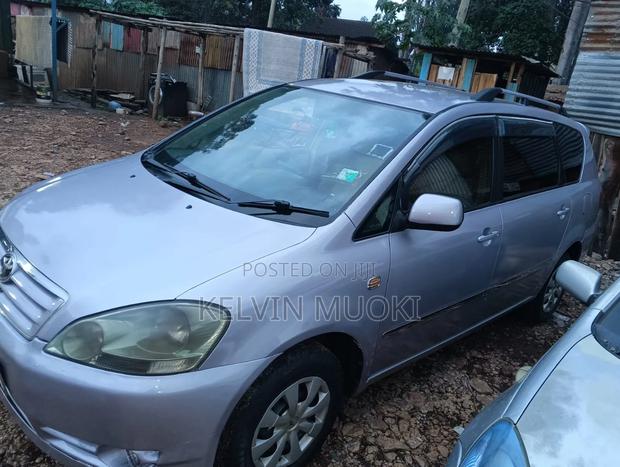 Toyota Ipsum 240i Limited 4WD 2002 Silver