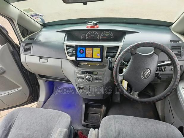 Toyota Noah 2007 Blue