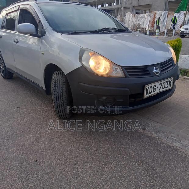 Nissan Advan 2014 Silver