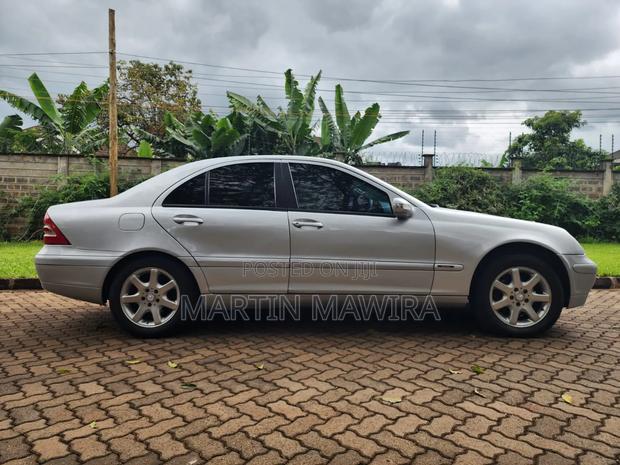 Mercedes-Benz C200 2003 Silver