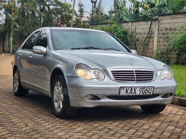 Mercedes-Benz C200 2003 Silver