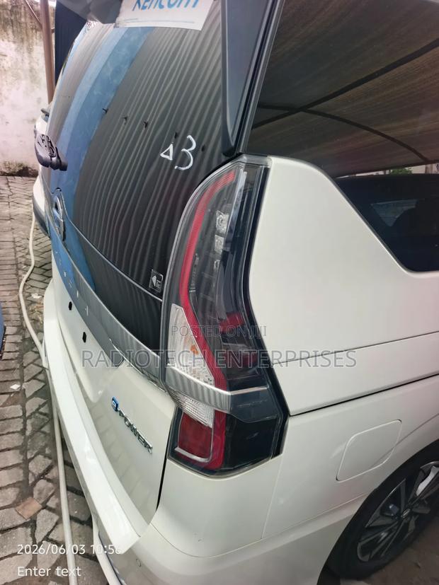 Nissan Serena 2020 White