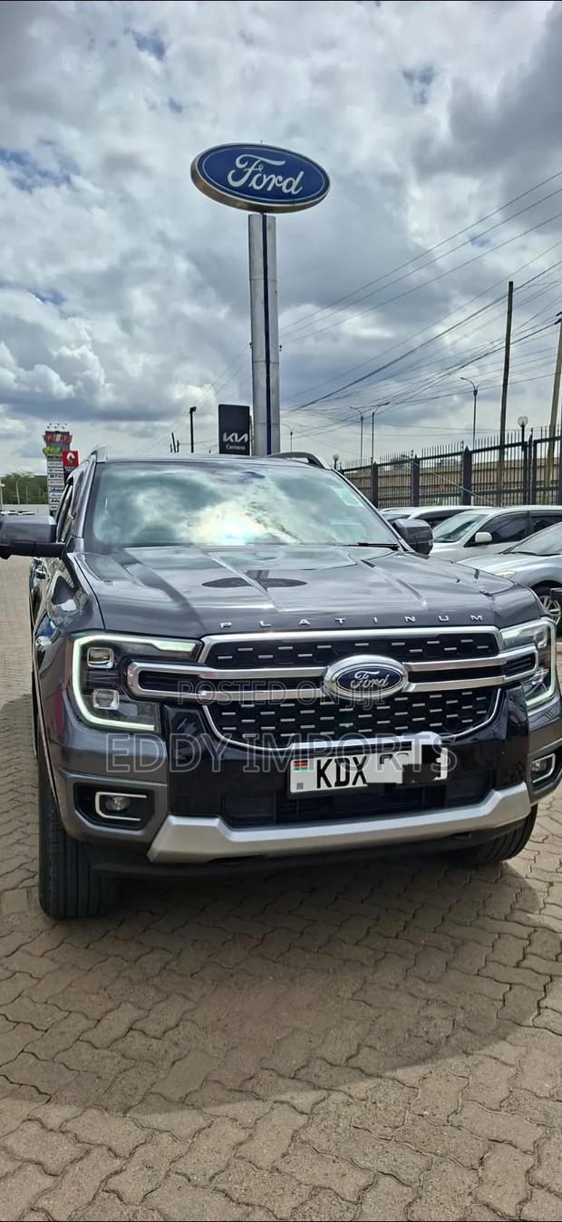 Ford Ranger 2025 Gray